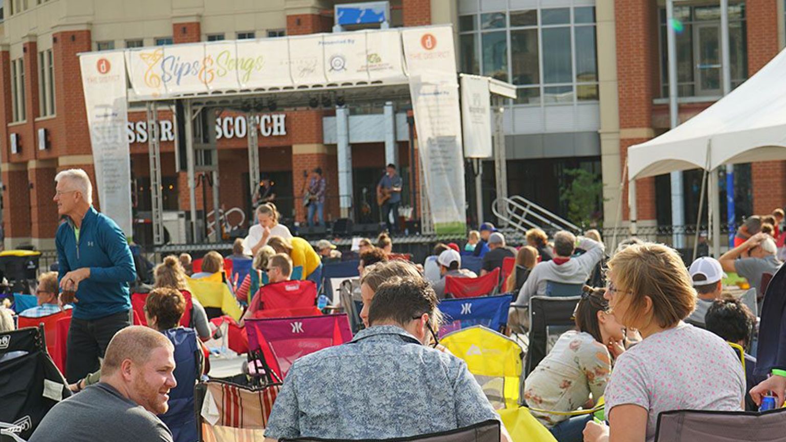 Sips and Songs The District at Prairie Trail